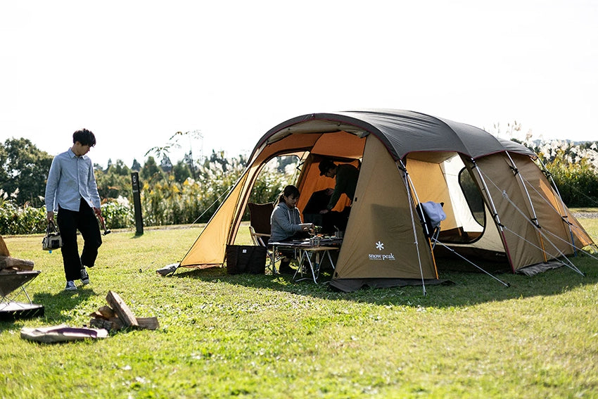 Beautiful and sturdy shelter -Entry 2 Room Elfield-