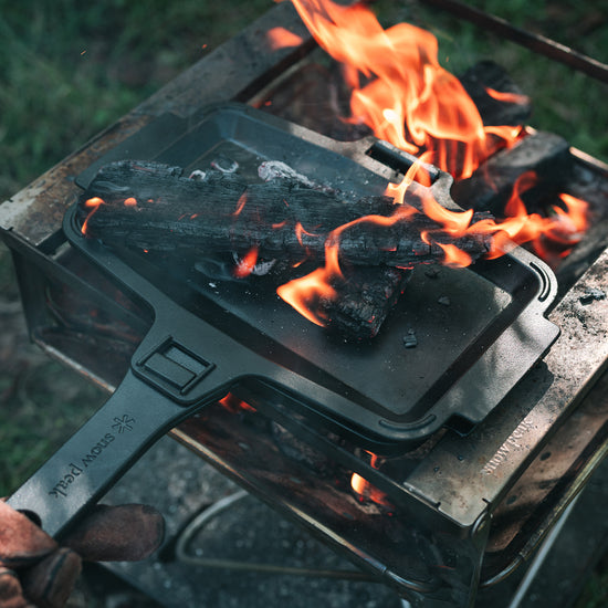 Cast Iron Sandwich Skillet - Snow Peak UK