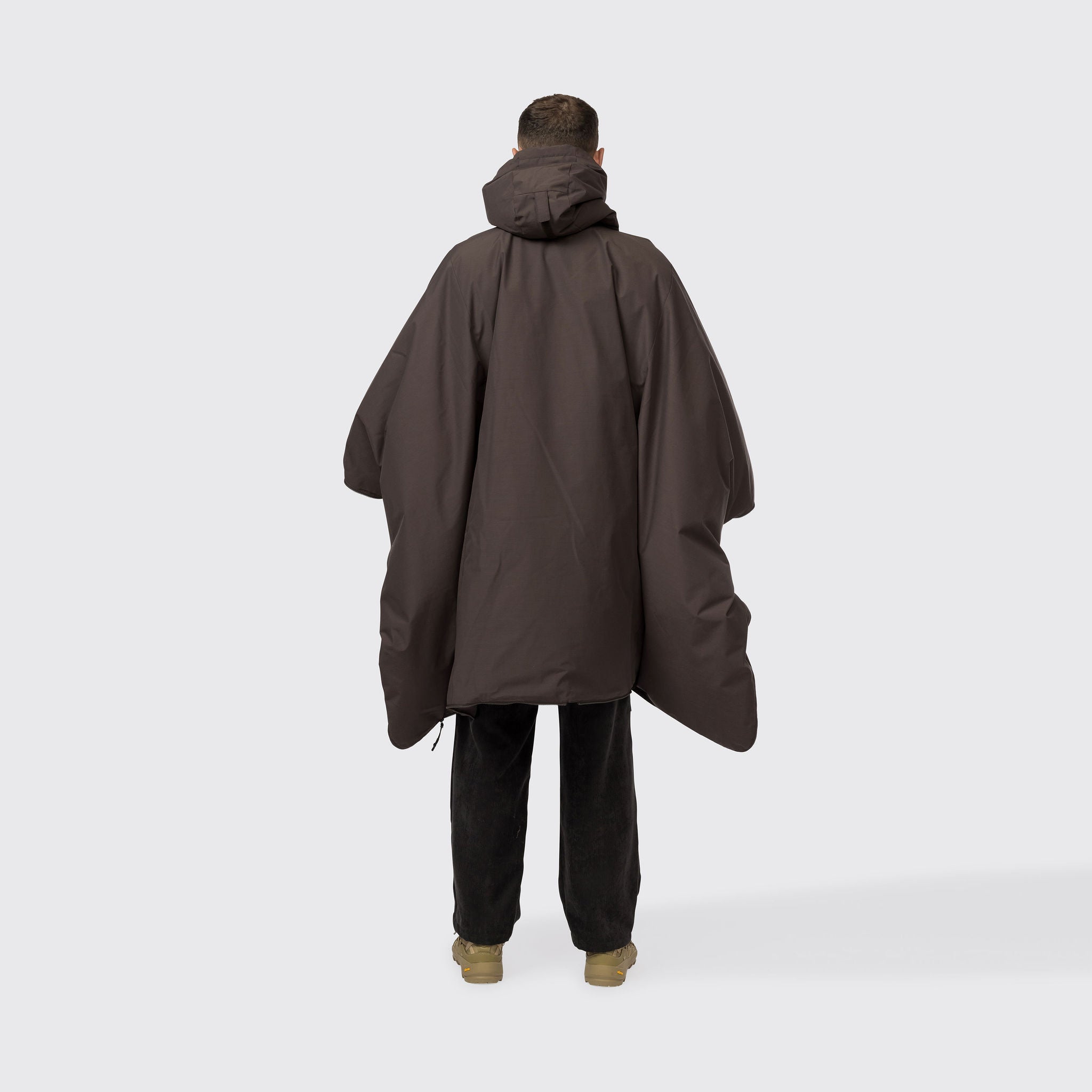 FR 2L Down Poncho - Snow Peak UK