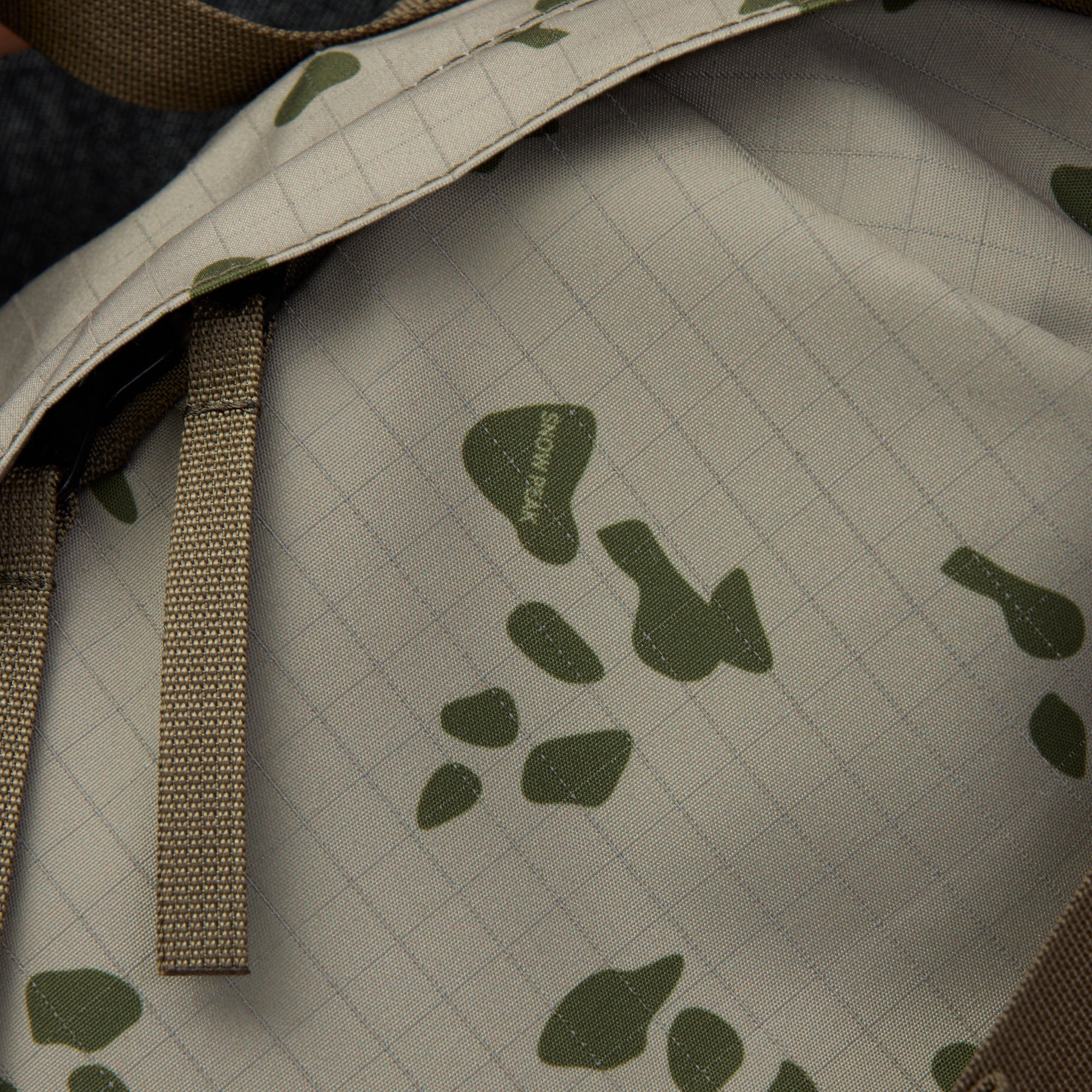 Reflective Night Camo Bag - Snow Peak UK