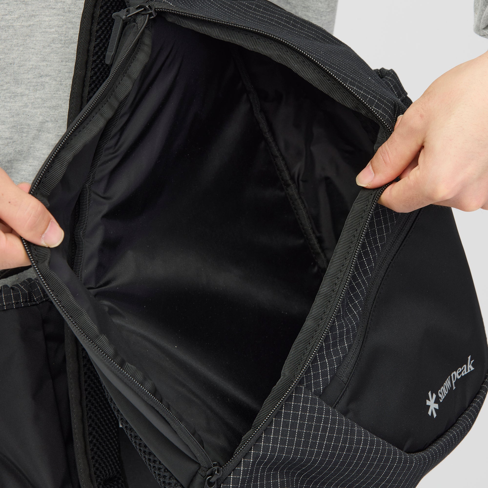 Grid Sling Bag