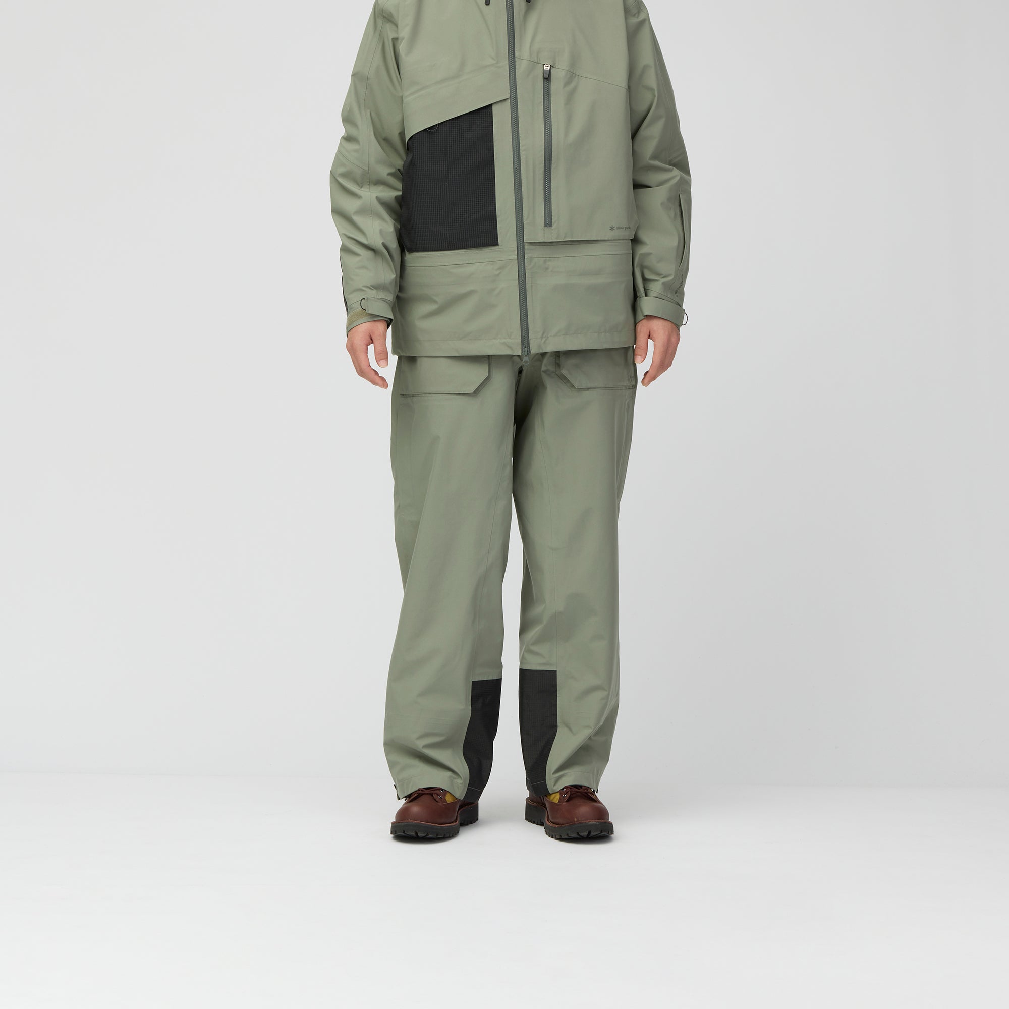 Peak Shell Pants