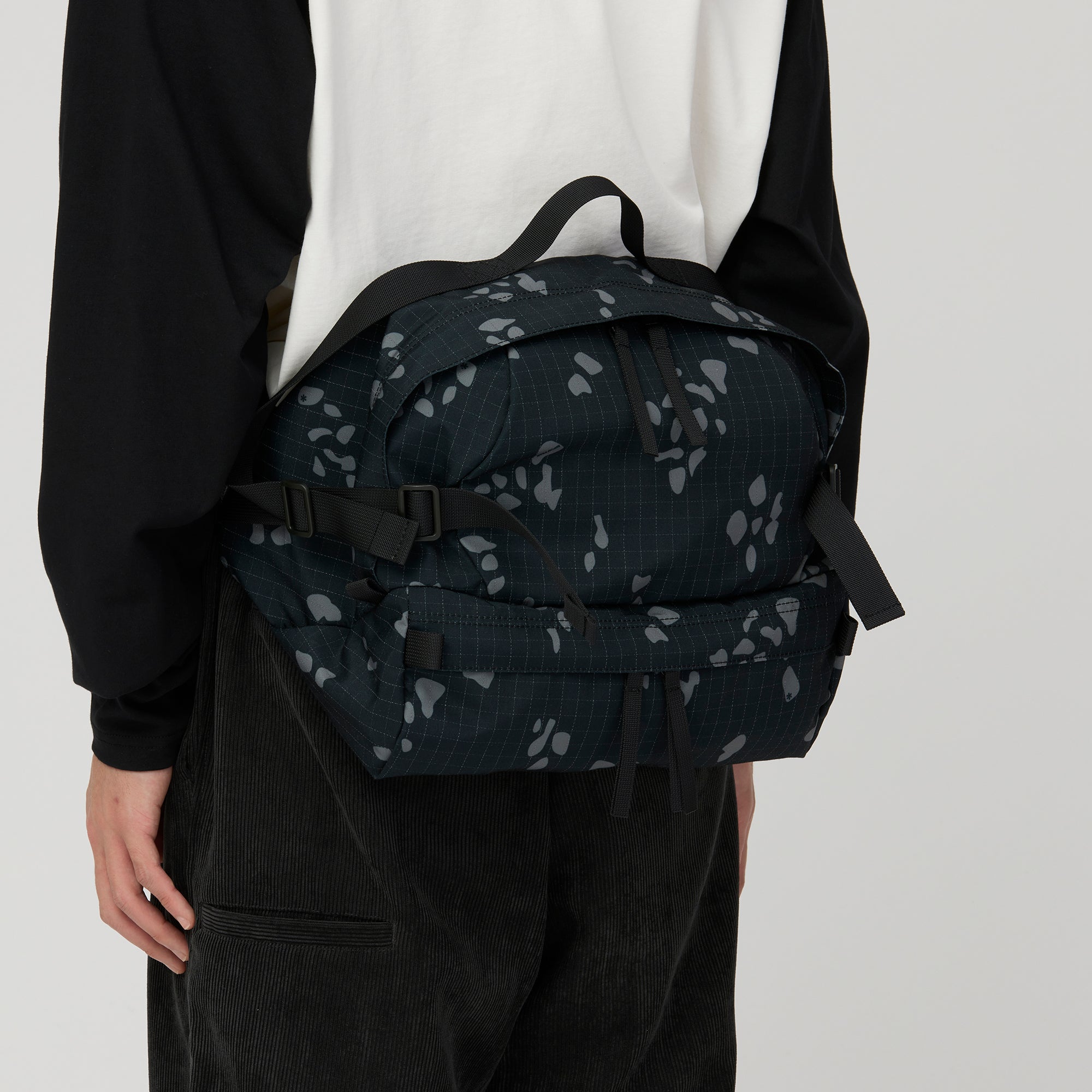 Reflective Night Camo Bag - Snow Peak UK