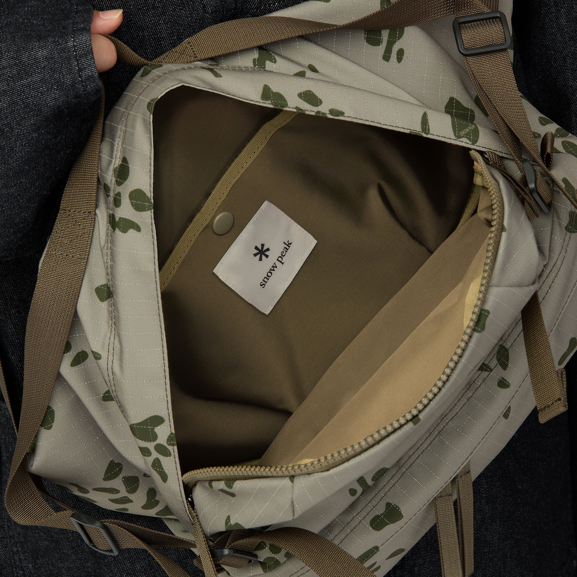 Reflective Night Camo Bag - Snow Peak UK