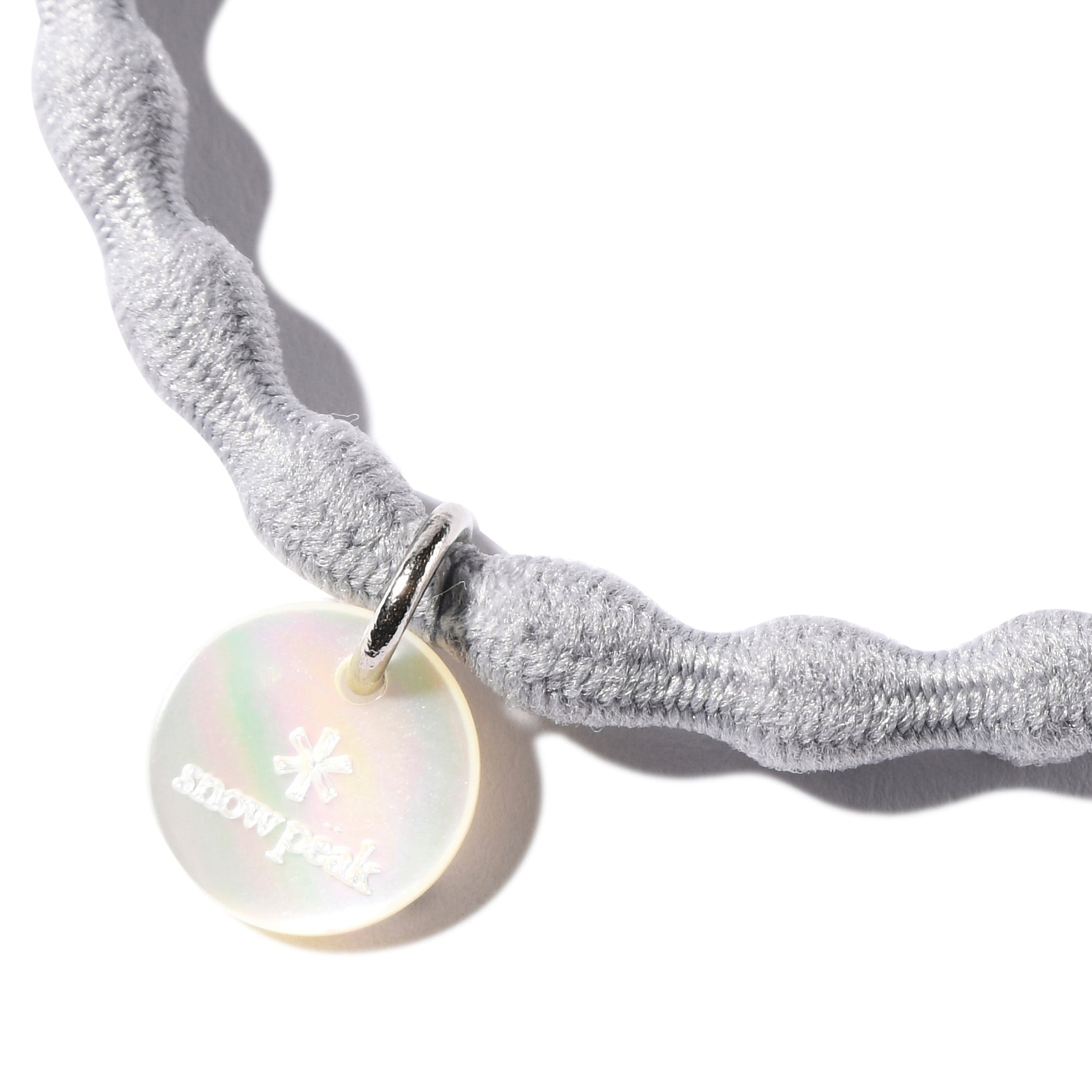 Logo-Charm Hair Tie Lightgrey AC-25SW40100011 - Snow Peak UK