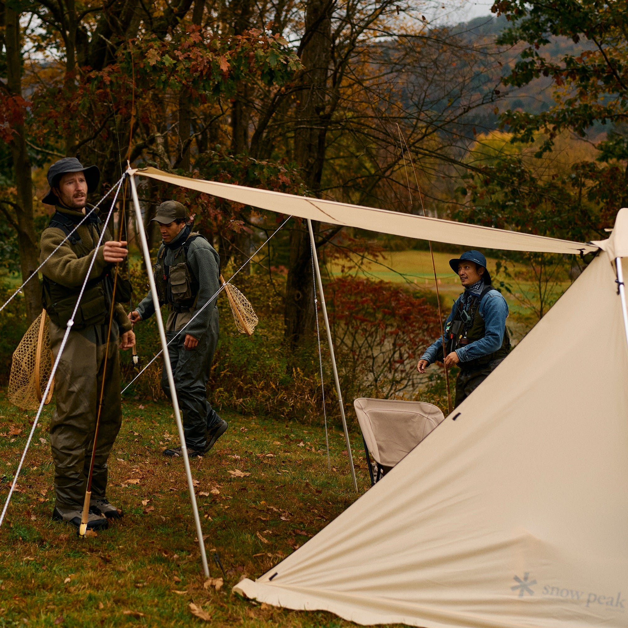 Land Nest Shelter in Ivory – Snow Peak