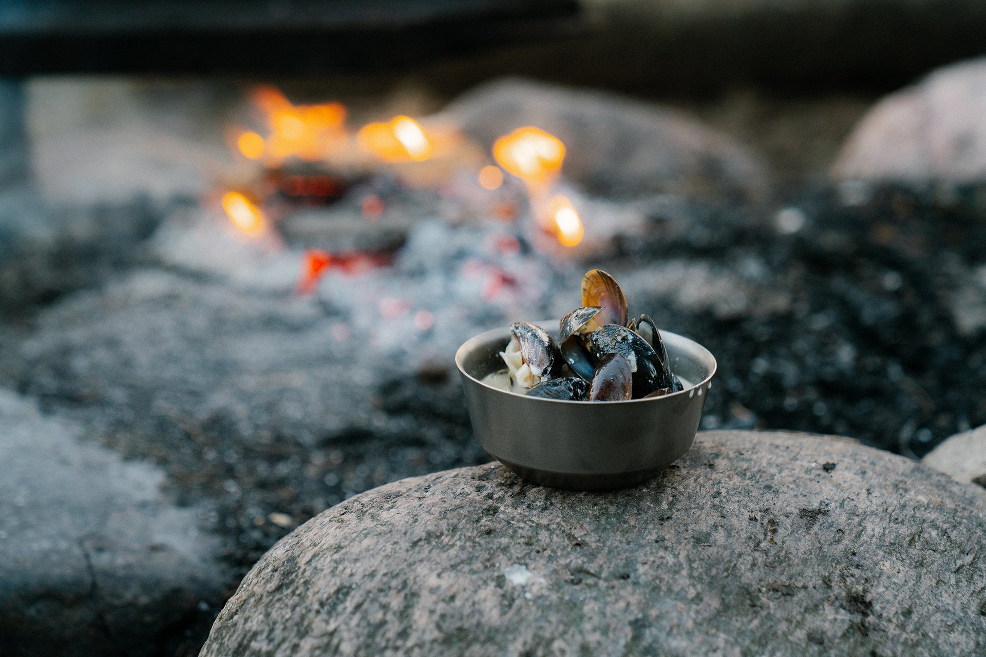 Mussels in Snow Peak Titanium Bowl