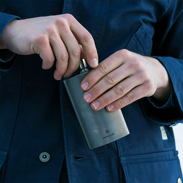 Titanium Flask (L)   - Snow Peak UK