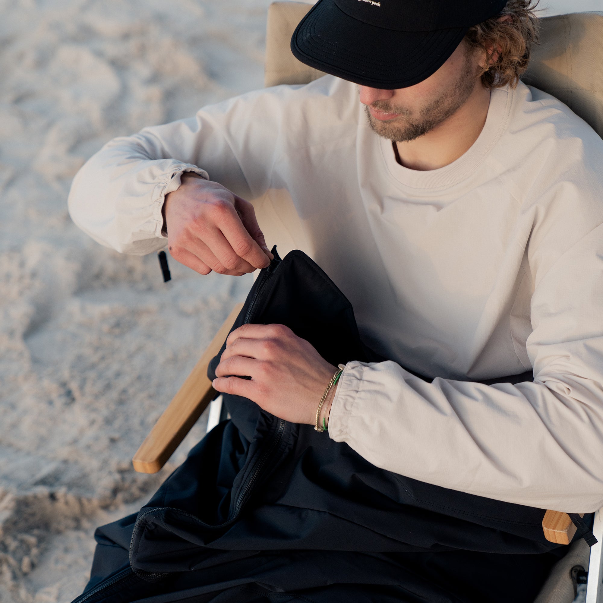 Snow Peak + Finisterre Poncho - Snow Peak UK