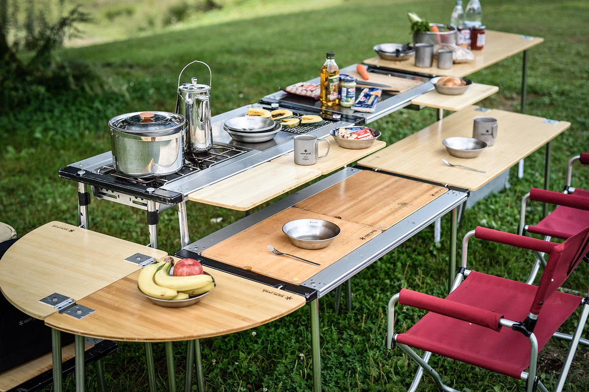 Snow Peak Iron Grill Table IGT kitchen counter setup